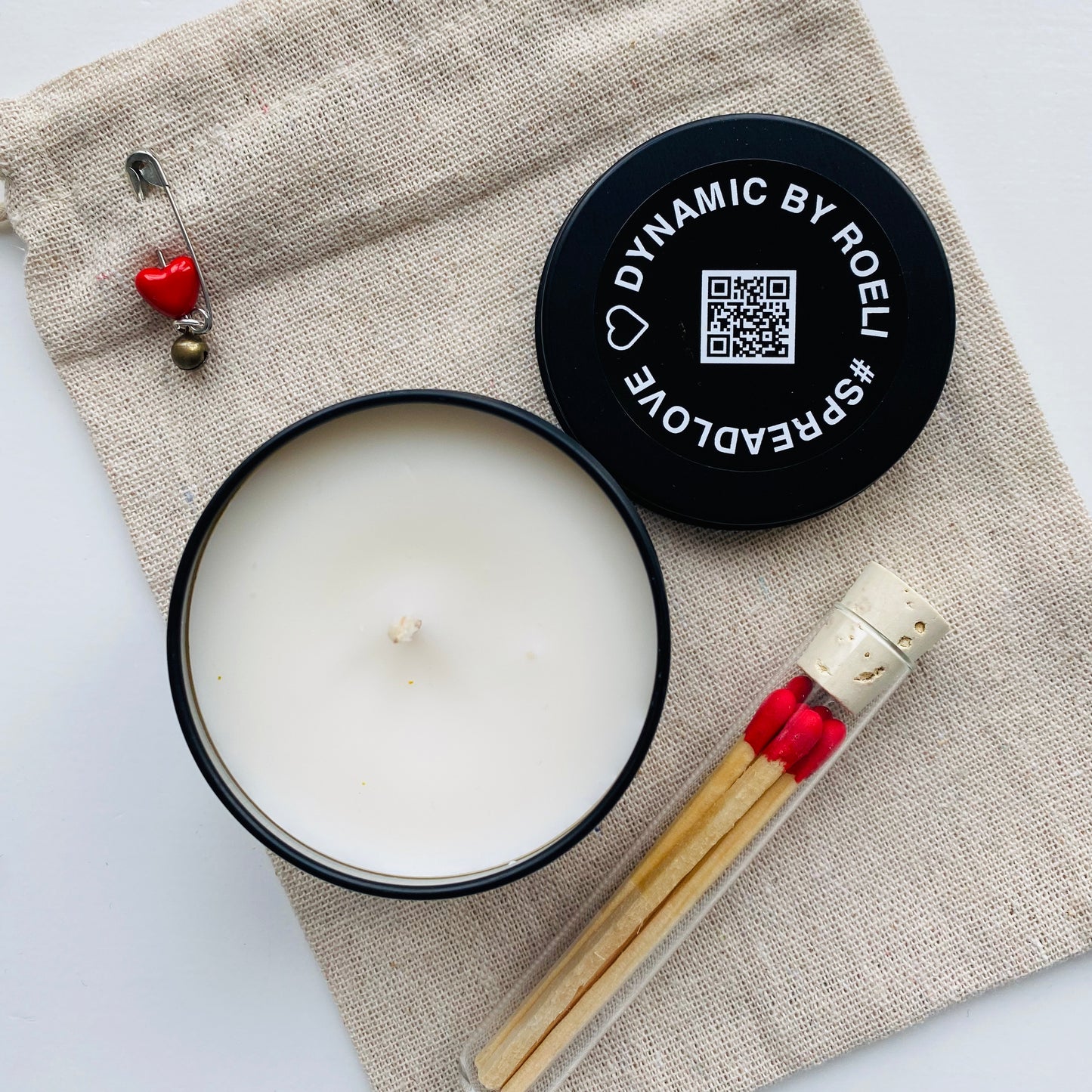 SPREAD LOVE CANDLE